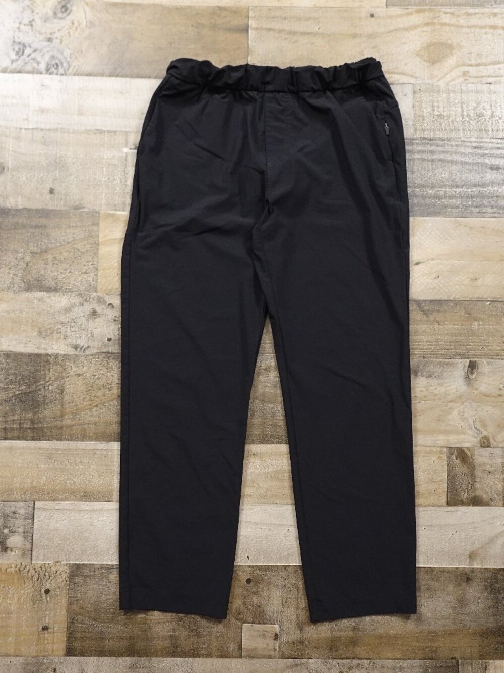 Vuori Miles Ankle Pants Women’s Medium Black 26” Stretch Travel Athleisure